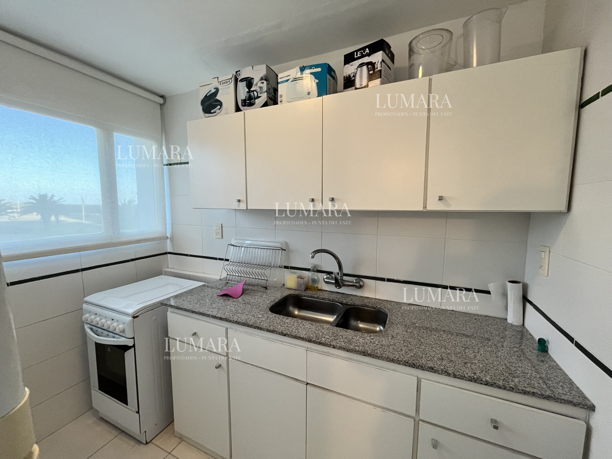 Apartamento ID.2463 - Apartamento en venta - 2 dormitorios + ½ | 2 baños | cochera techada