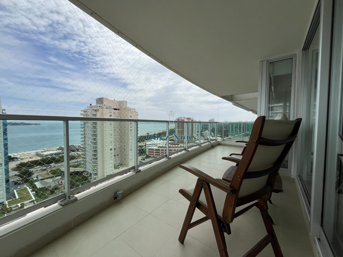 Apartamento ID.840 - Amplio apartamento en venta en torre con servicios 