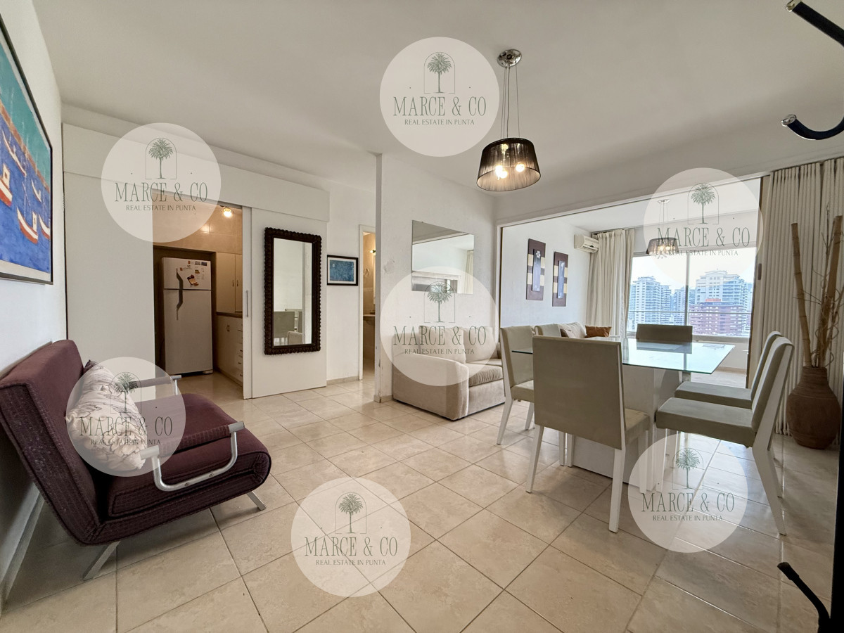 Apartamento ID.2212 - Apartamento en venta – Edificio Santos Dumont, Punta del Este
