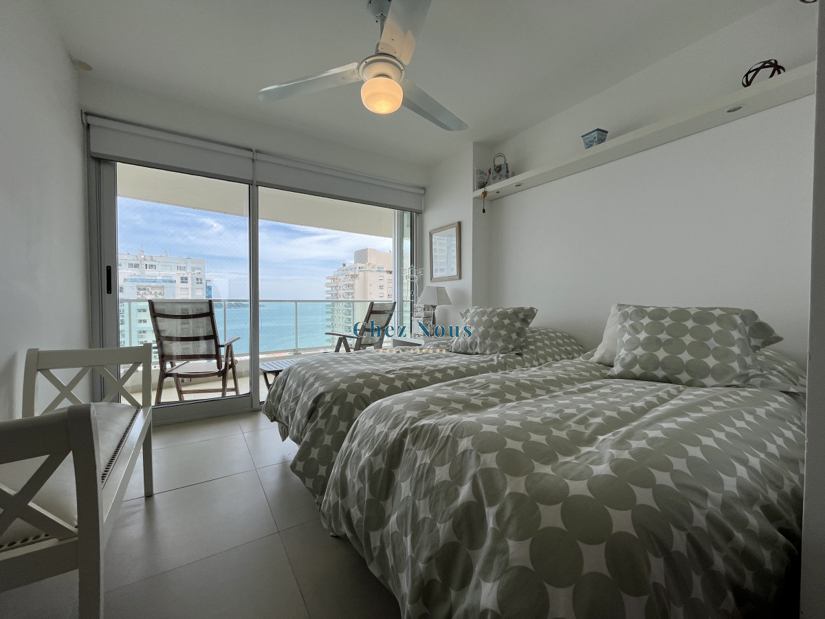 Apartamento ID.840 - Amplio apartamento en venta en torre con servicios 