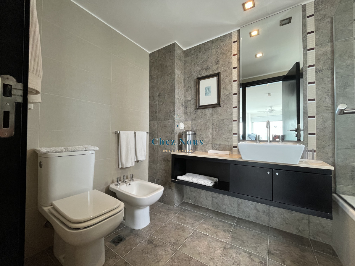 Apartamento ID.840 - Amplio apartamento en venta en torre con servicios 