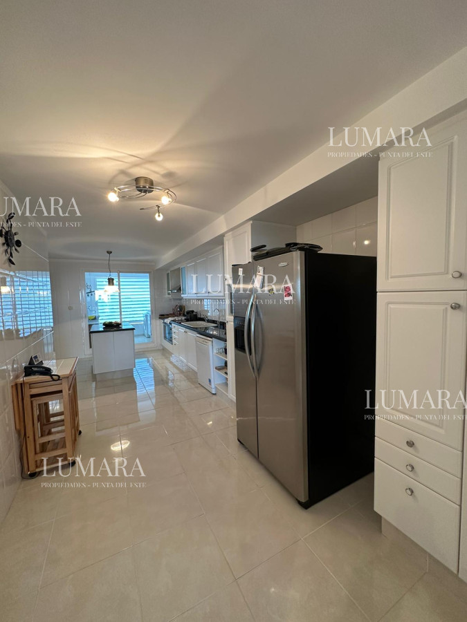 Apartamento ID.2238 - Departamento 4 dormitorios playa mansa