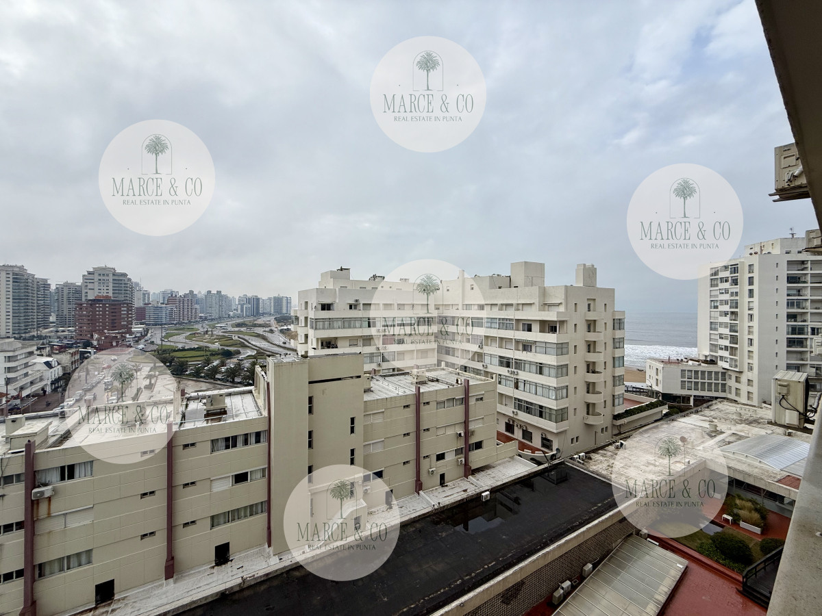 Apartamento ID.2212 - Apartamento en venta – Edificio Santos Dumont, Punta del Este