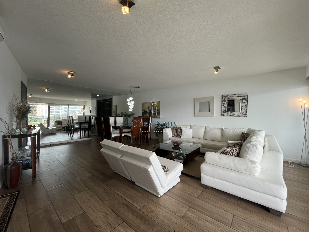 Apartamento ID.506 - sobre laguna