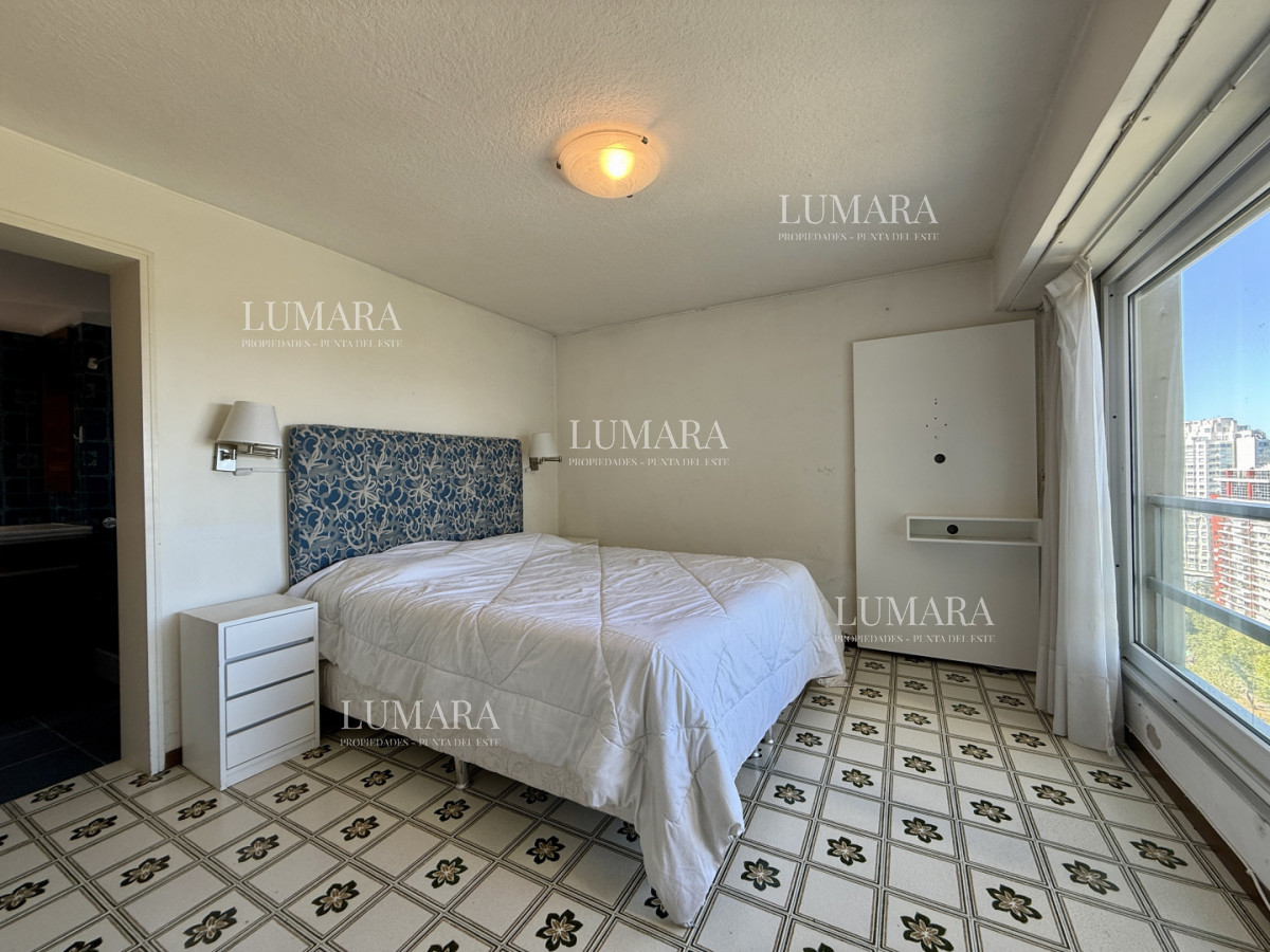 Apartamento ID.3126 - Venta de Apartamento  Parquemar Bosque  Parada 15 de Av. Roosevelt, Punta del Este