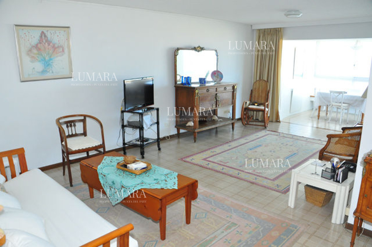 Apartamento ID.3218 - Apartamento en Brava, 2 dormitorios  