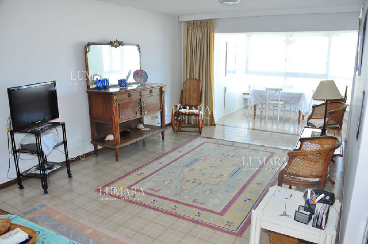 Apartamento ID.3218 - Apartamento en Brava, 2 dormitorios  