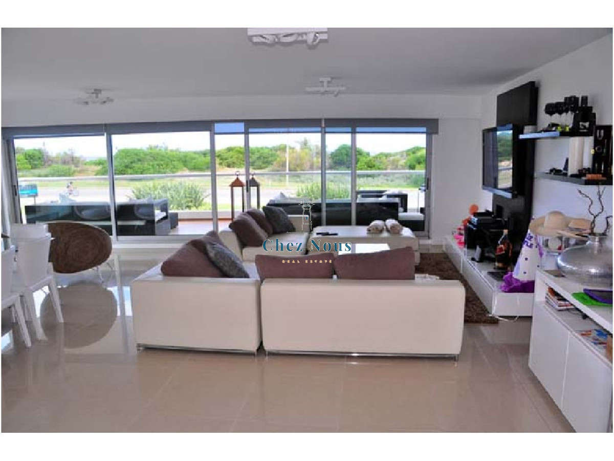 Apartamento ID.845 - *Apartamento en Brava, 3 dormitorios  