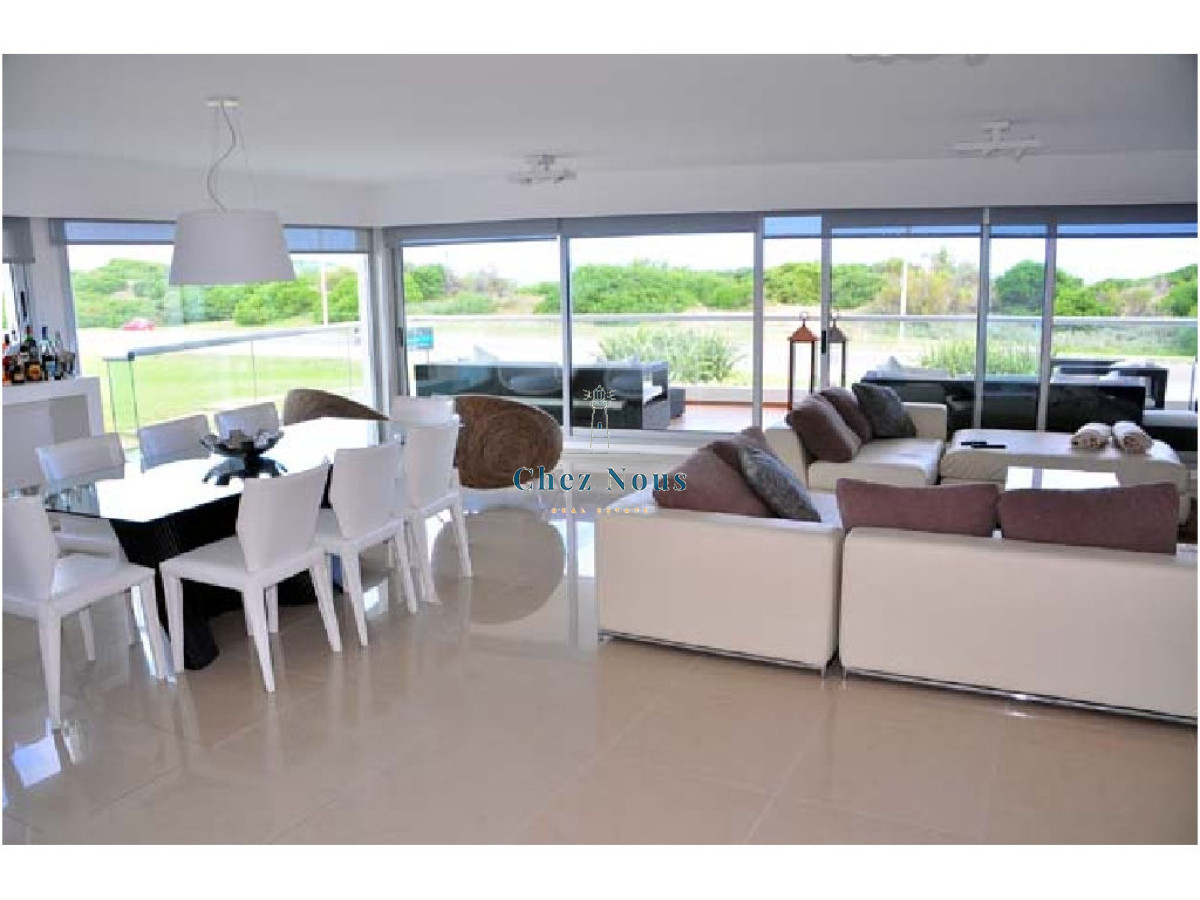Apartamento ID.845 - *Apartamento en Brava, 3 dormitorios  