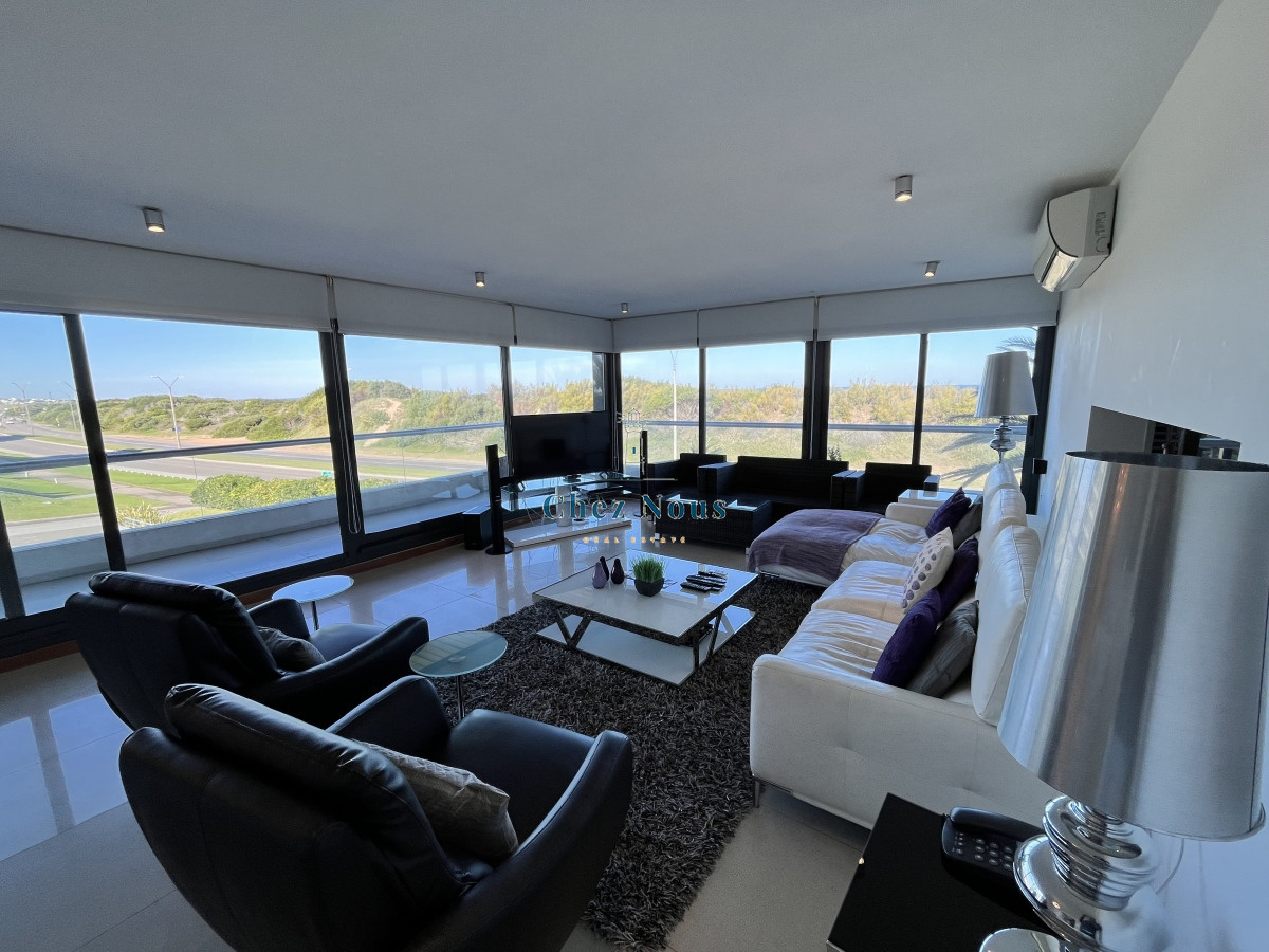 Apartamento ID.1050 - hermoso depto sobre playa brava