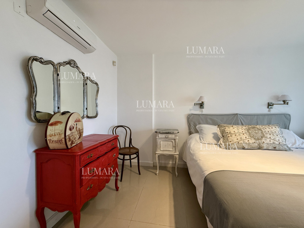 Apartamento ID.3341 - Pent House en venta en Lomas de Manantiales 