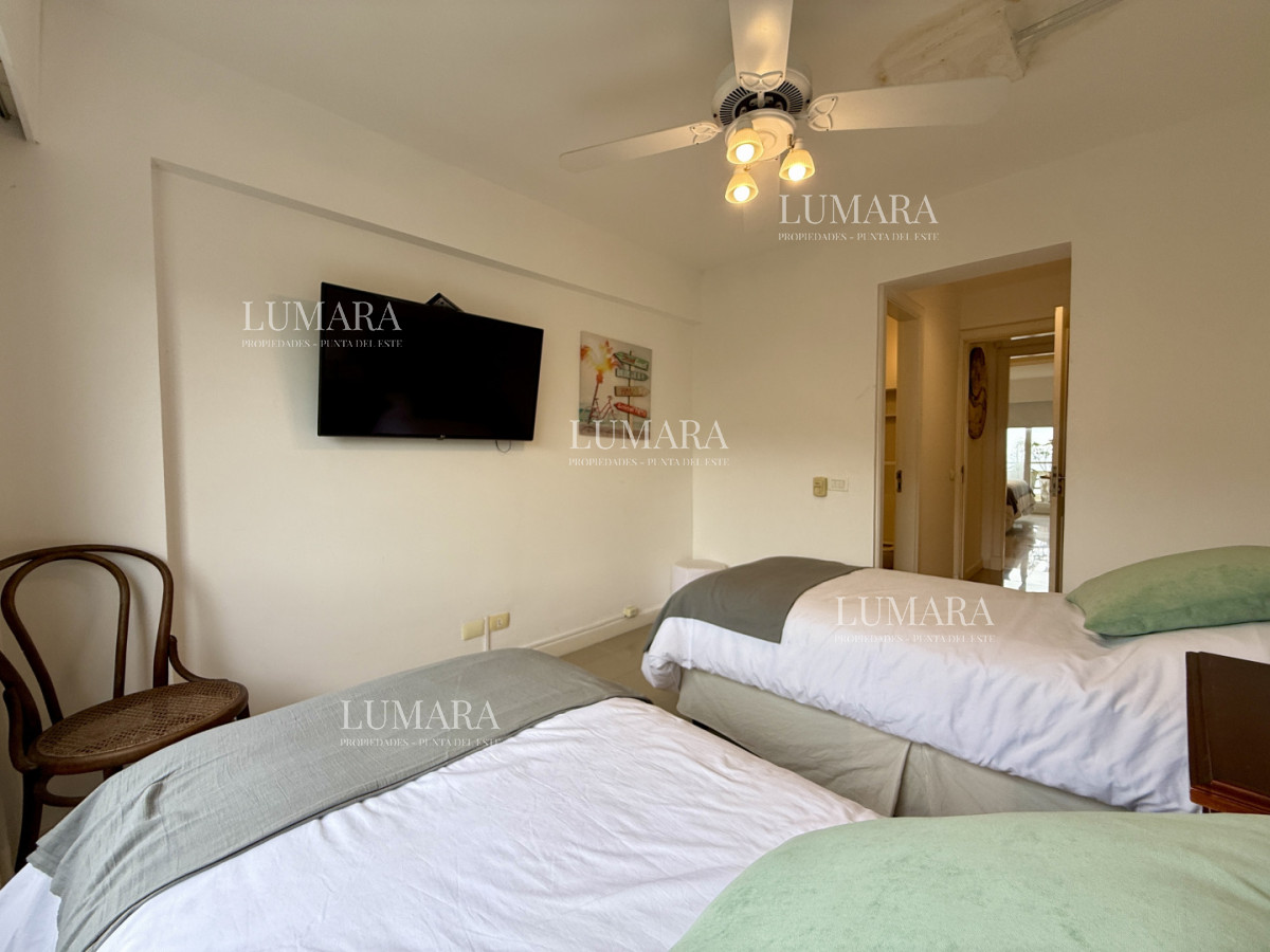 Apartamento ID.3341 - Pent House en venta en Lomas de Manantiales 