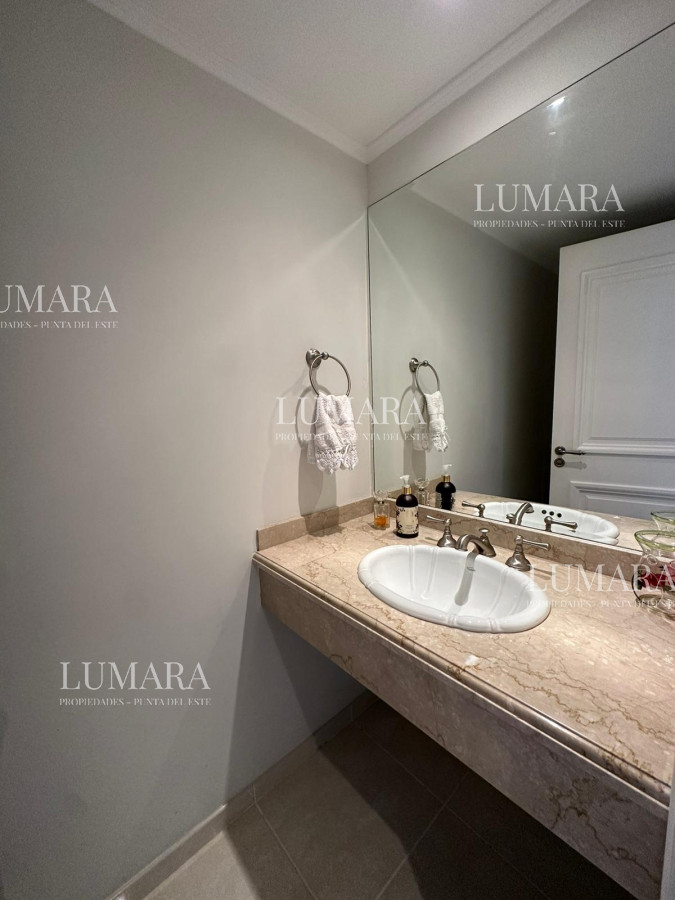 Apartamento ID.2238 - Departamento 4 dormitorios playa mansa