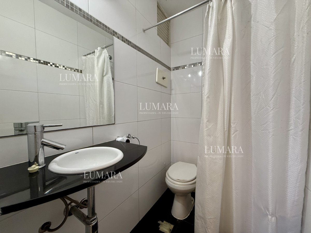 Apartamento ID.3217 - Apartamento en venta  Edificio Kennedy  Punta del Este