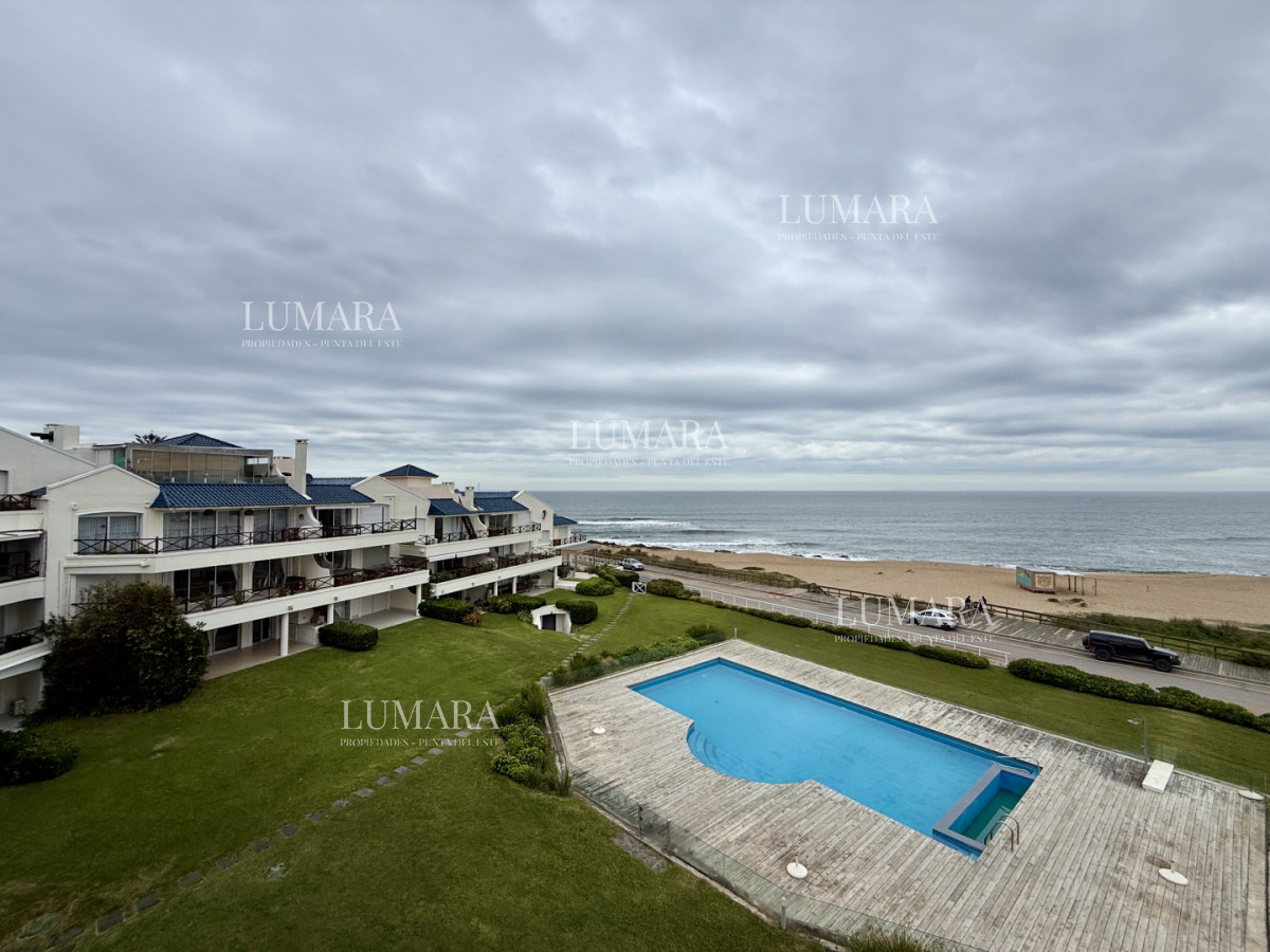 Apartamento ID.3341 - Pent House en venta en Lomas de Manantiales 