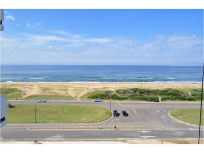 Apartamento en Brava, 3 dormitorios  
