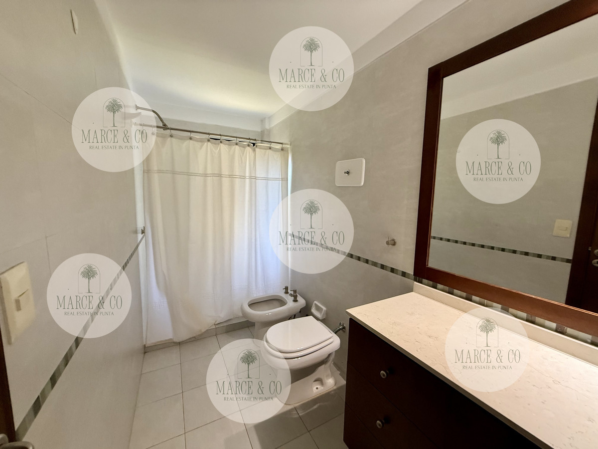Casa ID.2295 - Chalet en Rincón del Indio – A 500 metros del mar