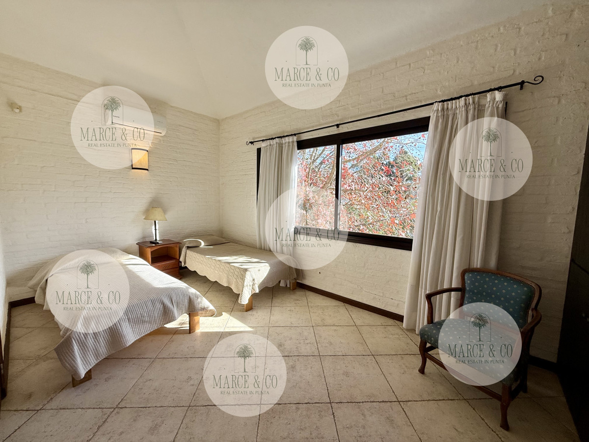 Casa ID.2295 - Chalet en Rincón del Indio – A 500 metros del mar