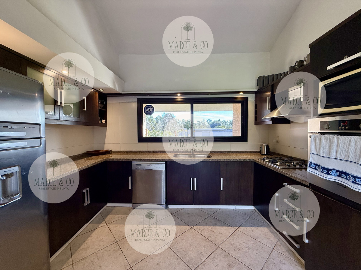 Casa ID.2295 - Chalet en Rincón del Indio – A 500 metros del mar