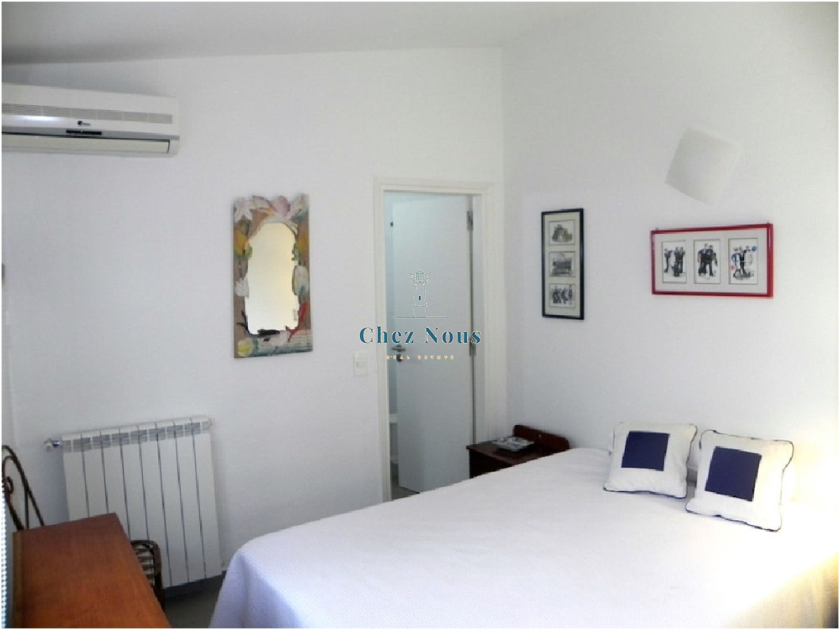 Casa ID.1122 - Casa en La Barra, 4 dormitorios 