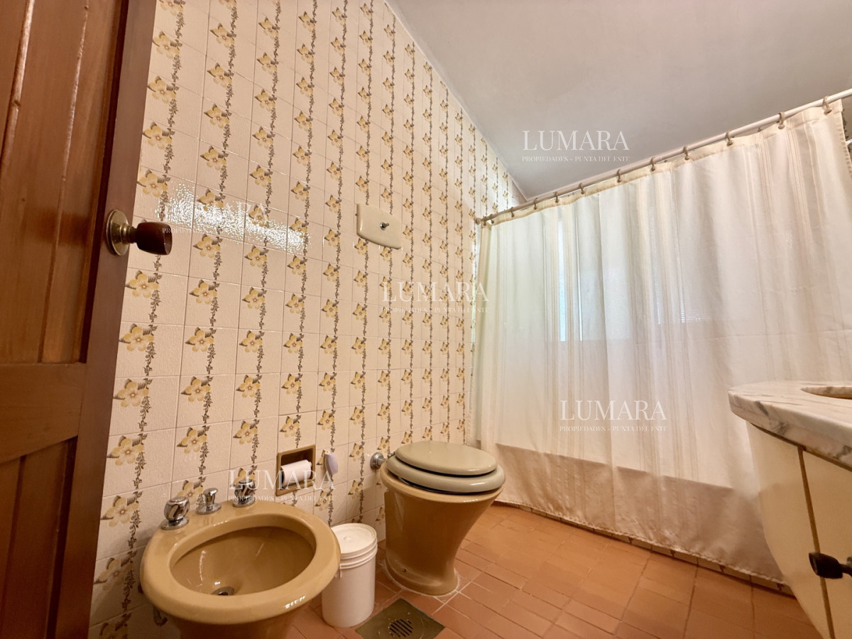 Casa ID.2877 - Imponente chalet en venta sobre Av. del Mar  Exclusividad, confort y naturaleza