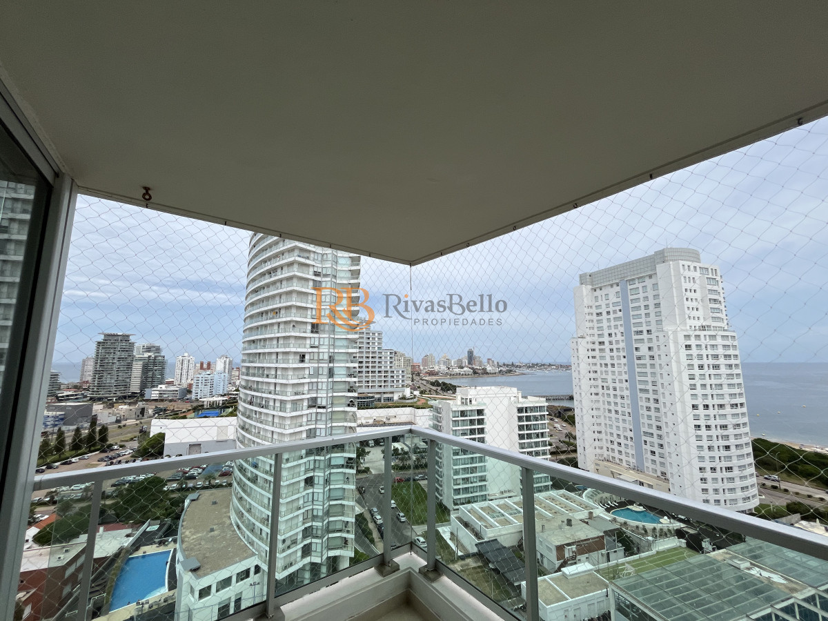 Apartamento ID.13 - Amplio apartamento en venta en torre con servicios 