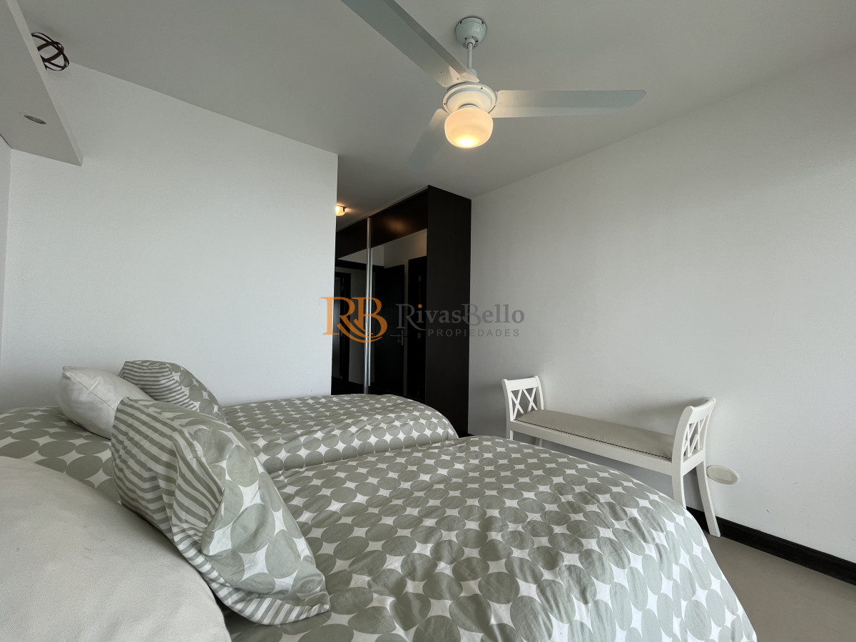 Apartamento ID.13 - Amplio apartamento en venta en torre con servicios 