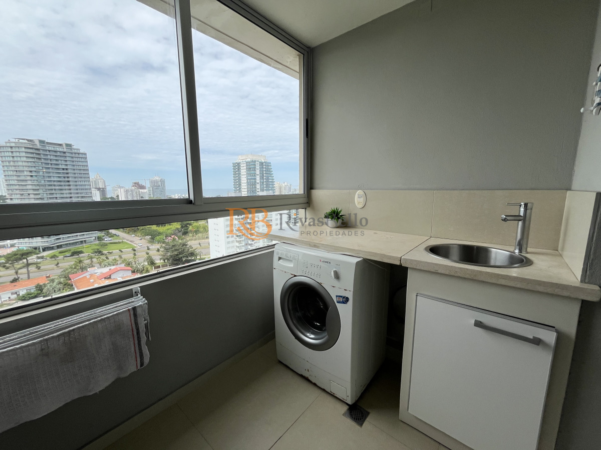 Apartamento ID.13 - Amplio apartamento en venta en torre con servicios 