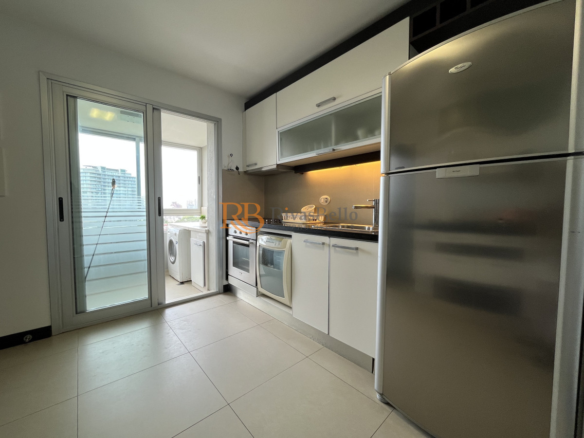 Apartamento ID.13 - Amplio apartamento en venta en torre con servicios 
