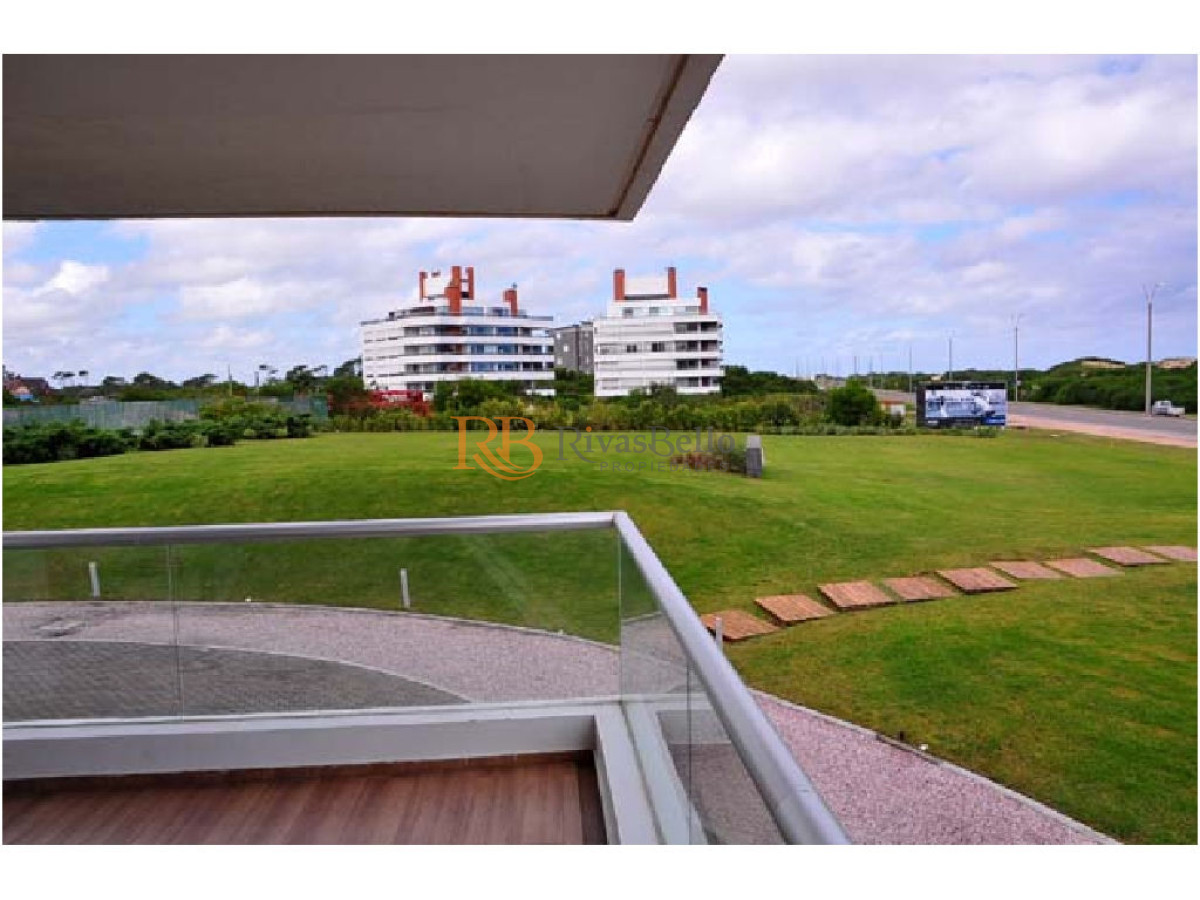 Apartamento ID.22 - *Apartamento en Brava, 3 dormitorios  