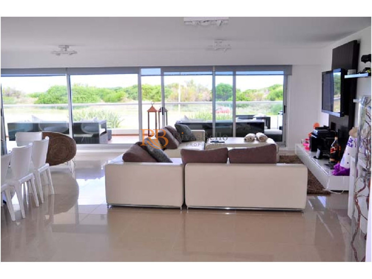 Apartamento ID.22 - *Apartamento en Brava, 3 dormitorios  