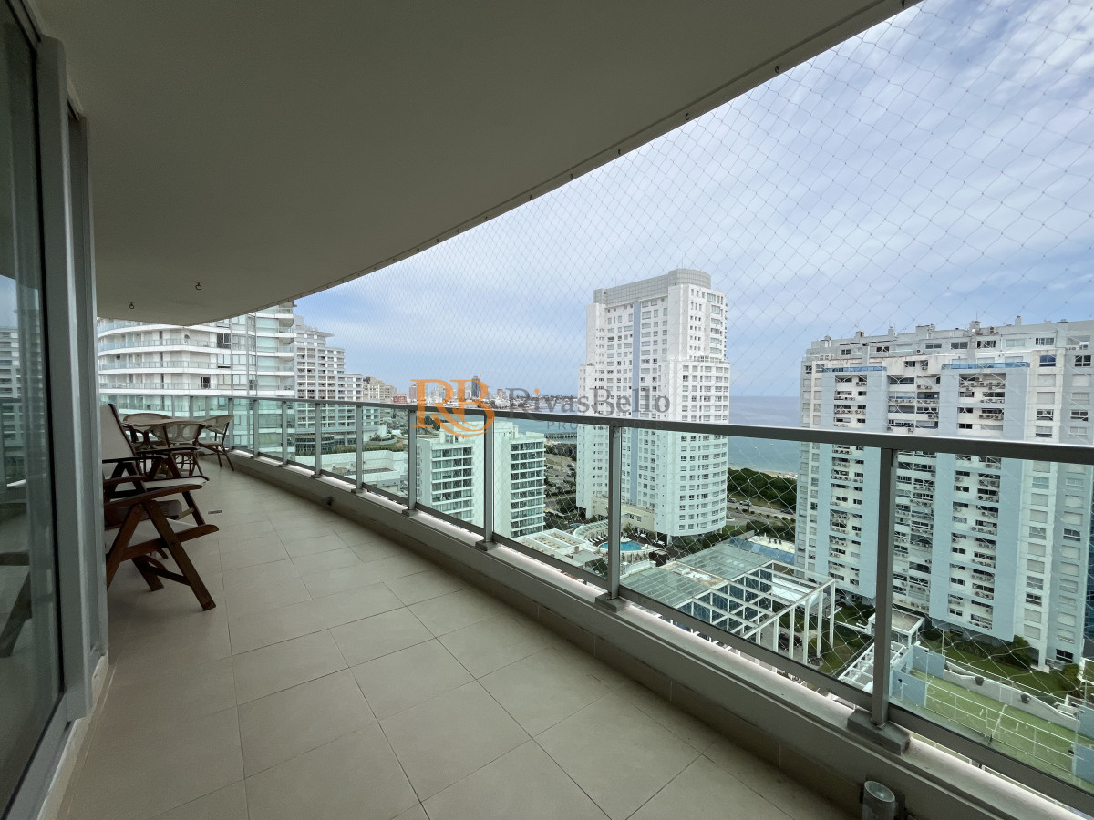 Apartamento ID.13 - Amplio apartamento en venta en torre con servicios 