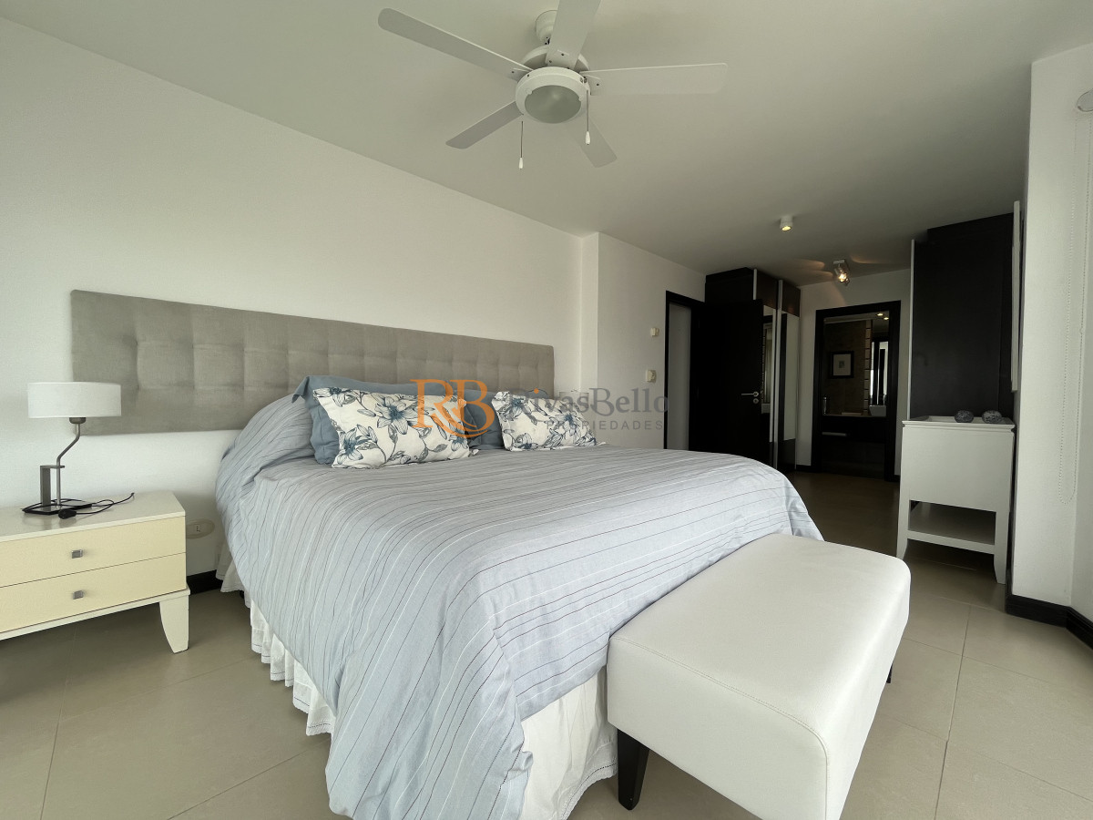 Apartamento ID.13 - Amplio apartamento en venta en torre con servicios 
