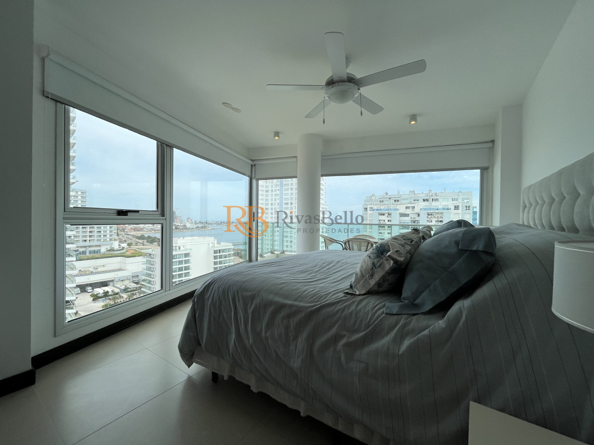 Apartamento ID.13 - Amplio apartamento en venta en torre con servicios 