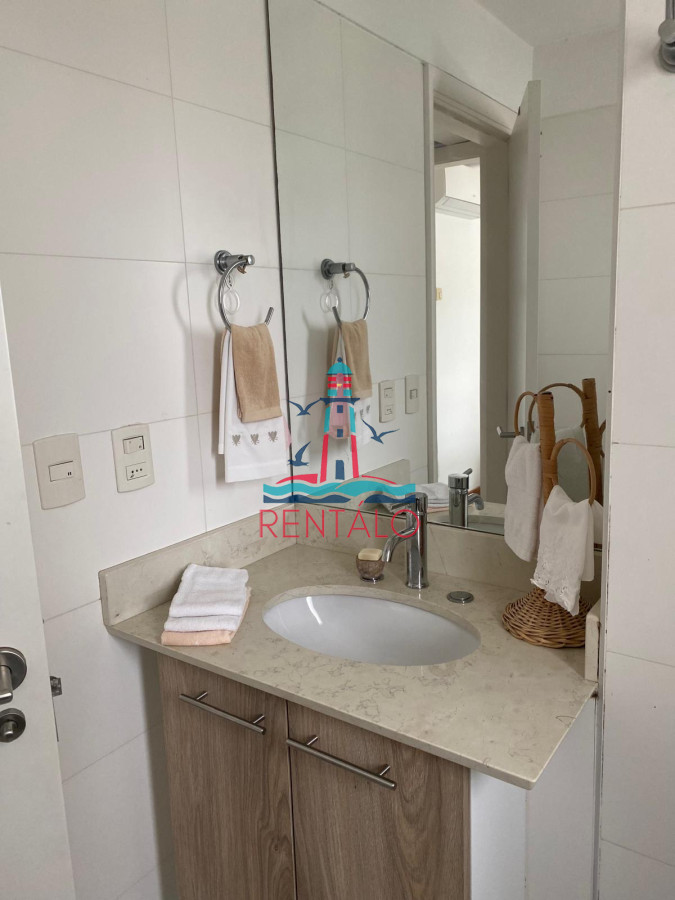 Apartamento ID.375 - Apartamento en venta de 2 dormitorios en punta del este 