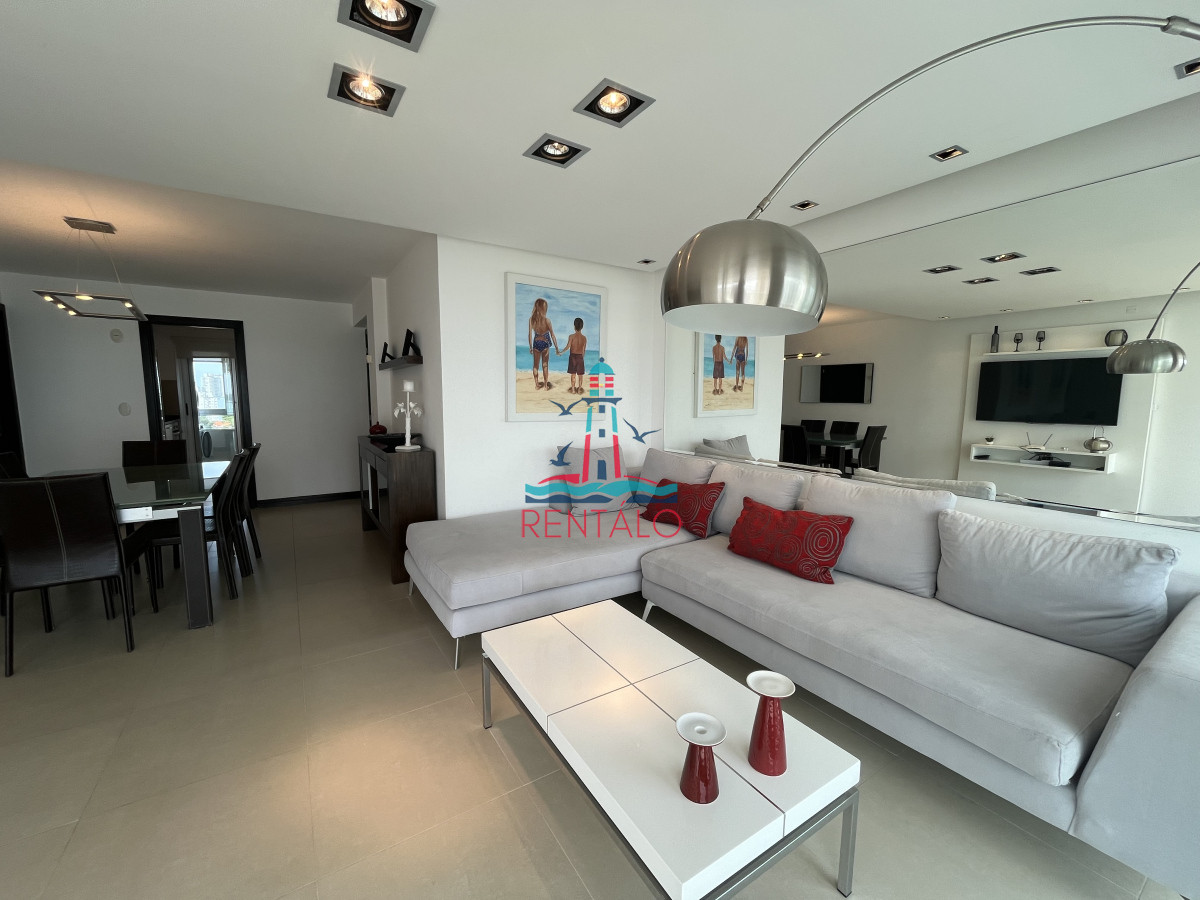Apartamento ID.67 - Apartamento en venta 3 dormitorios en Punta del Este, playa mansa
