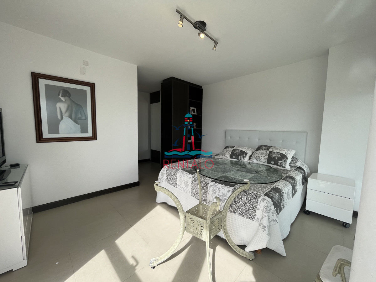 Apartamento ID.67 - Apartamento en venta 3 dormitorios en Punta del Este, playa mansa
