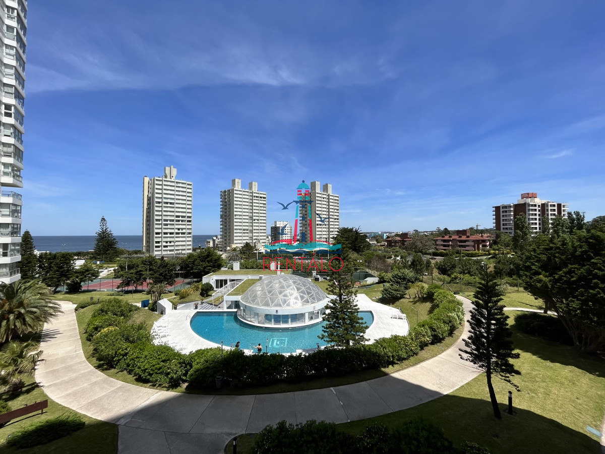 Apartamento ID.30 - Apartamento en venta 2 dormitorios Punta del Este, con amenities 
