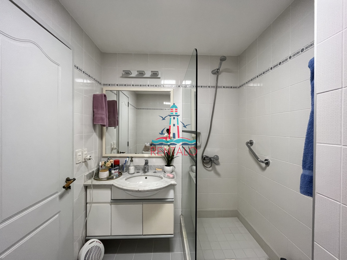 Apartamento ID.30 - Apartamento en venta 2 dormitorios Punta del Este, con amenities 