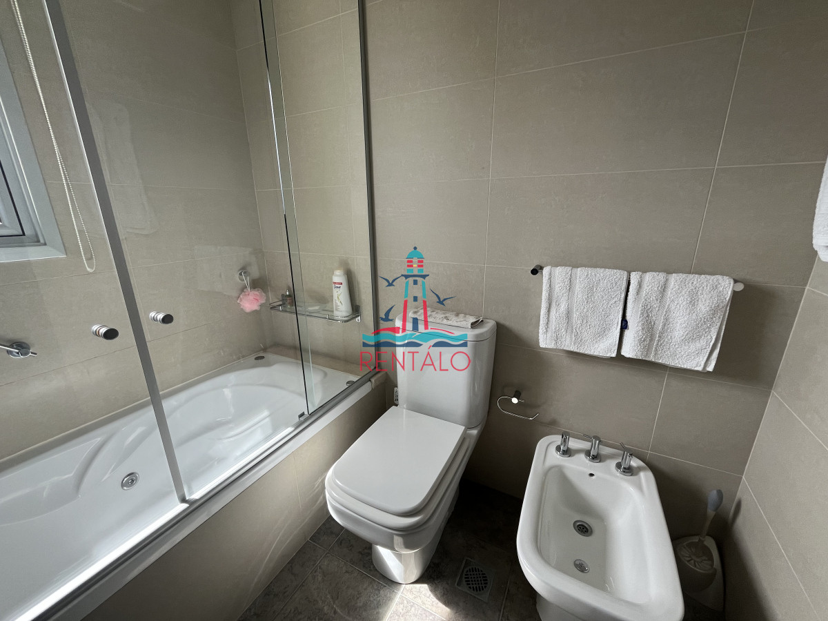 Apartamento ID.67 - Apartamento en venta 3 dormitorios en Punta del Este, playa mansa