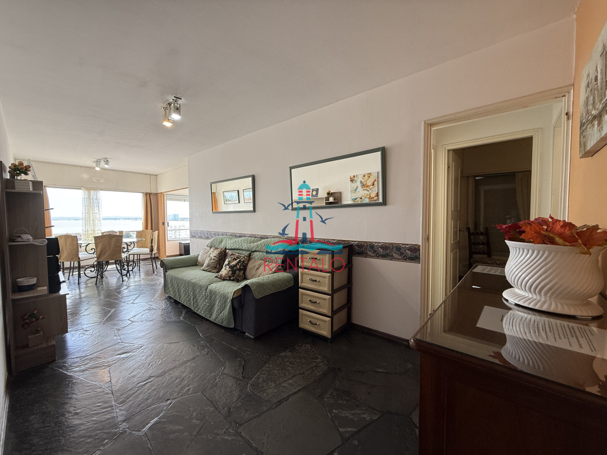 Apartamento ID.68 - Apartamento en venta 2 dormitorios Punta del Este, peninsula 