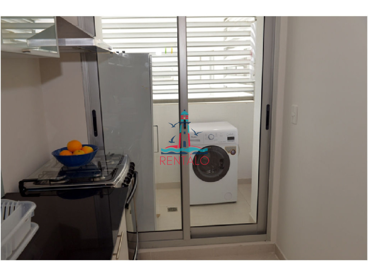 Apartamento ID.81 - Apartamento en venta 3 dormitorios en Punta del Este, sobre Roosevelt 