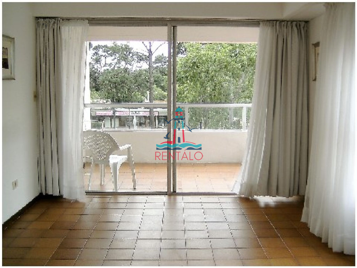 Apartamento ID.412 - Apartamento de 2 dormitorios en Punta del Este oportunidad