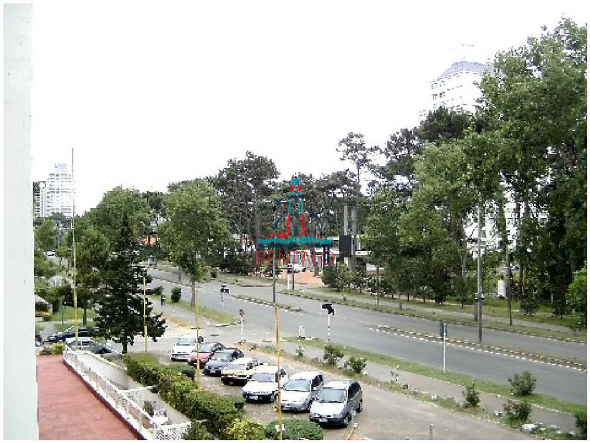 Apartamento ID.412 - Apartamento de 2 dormitorios en Punta del Este oportunidad