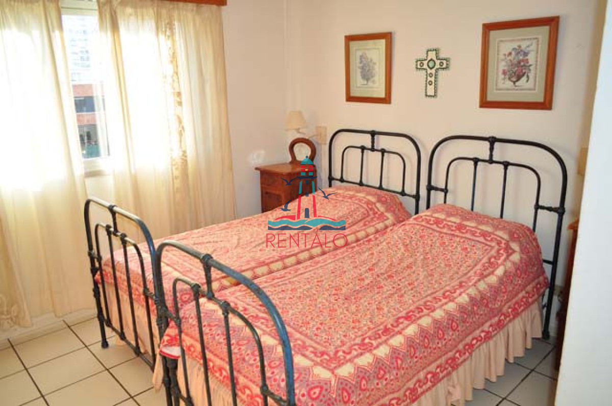 Apartamento ID.102 - Apartamento de 3 dormitorios en venta Punta del Este, playa mansa