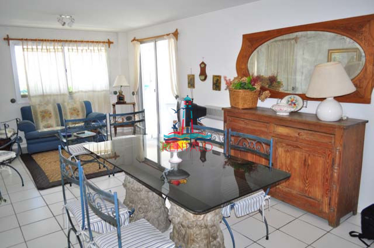 Apartamento ID.102 - Apartamento de 3 dormitorios en venta Punta del Este, playa mansa