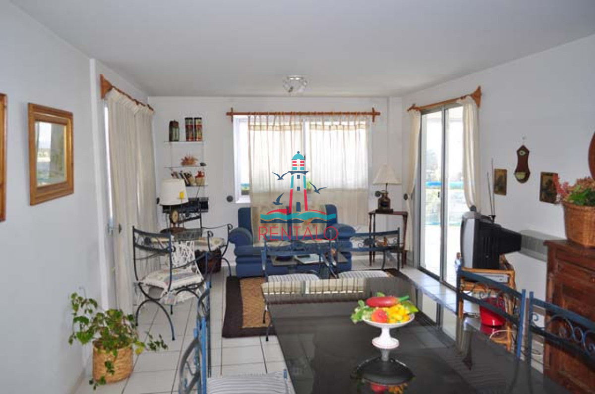 Apartamento ID.102 - Apartamento de 3 dormitorios en venta Punta del Este, playa mansa