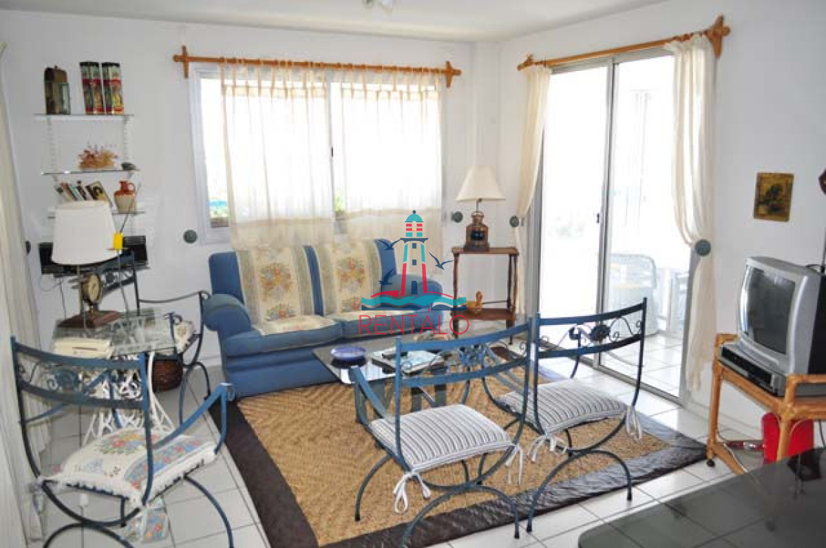 Apartamento ID.102 - Apartamento de 3 dormitorios en venta Punta del Este, playa mansa