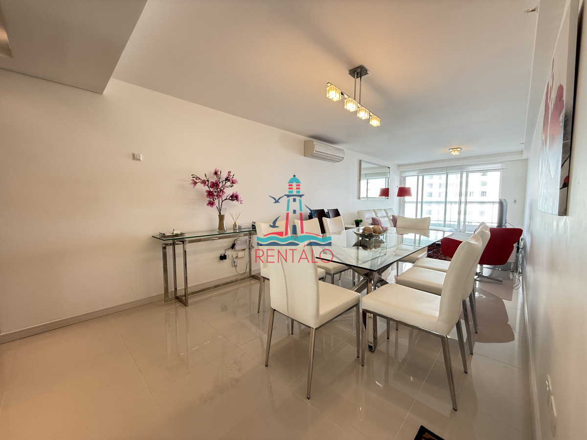 Apartamento ID.40 - Apartamento en venta de 2 dormitorios Punta del Este Look Brava