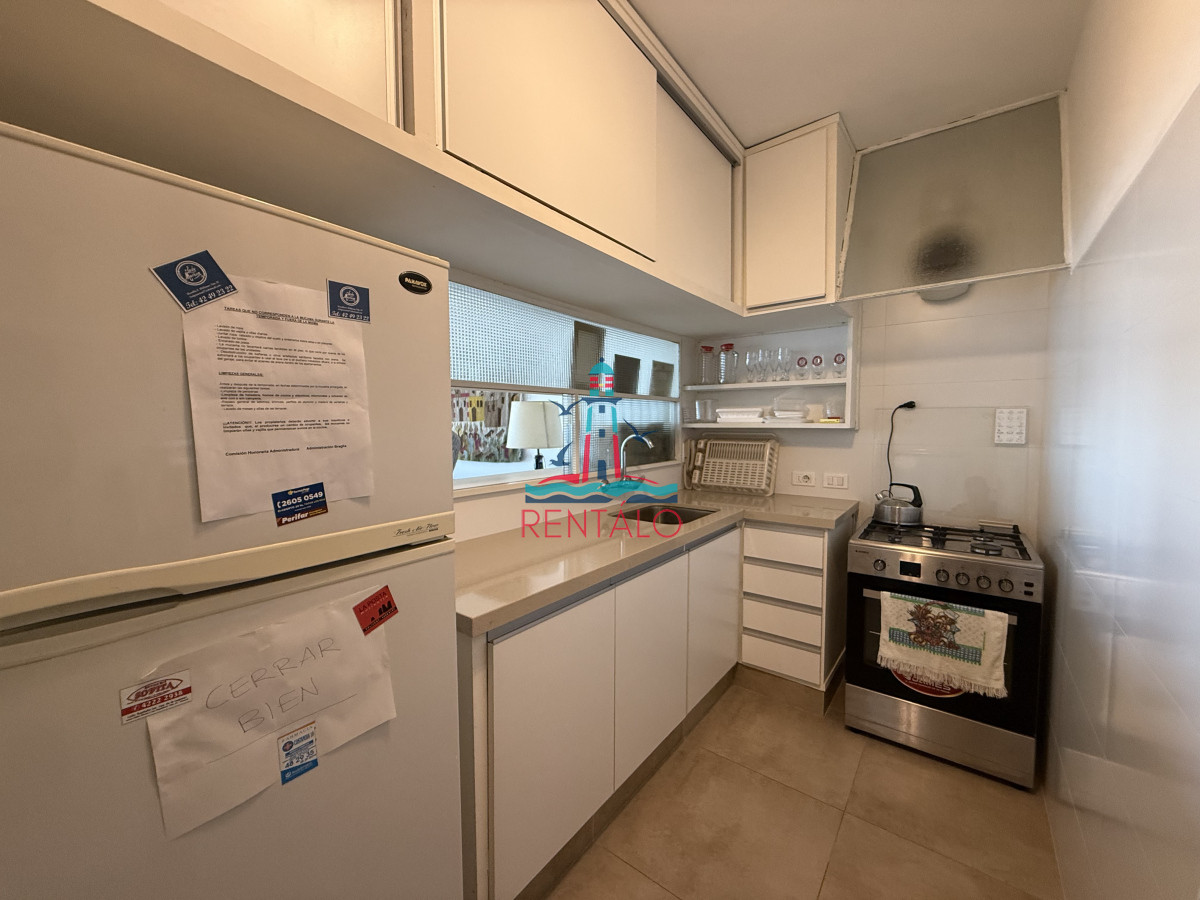Apartamento ID.41 - Apartamento en venta 2 dormitorios en Punta del Este primera linea